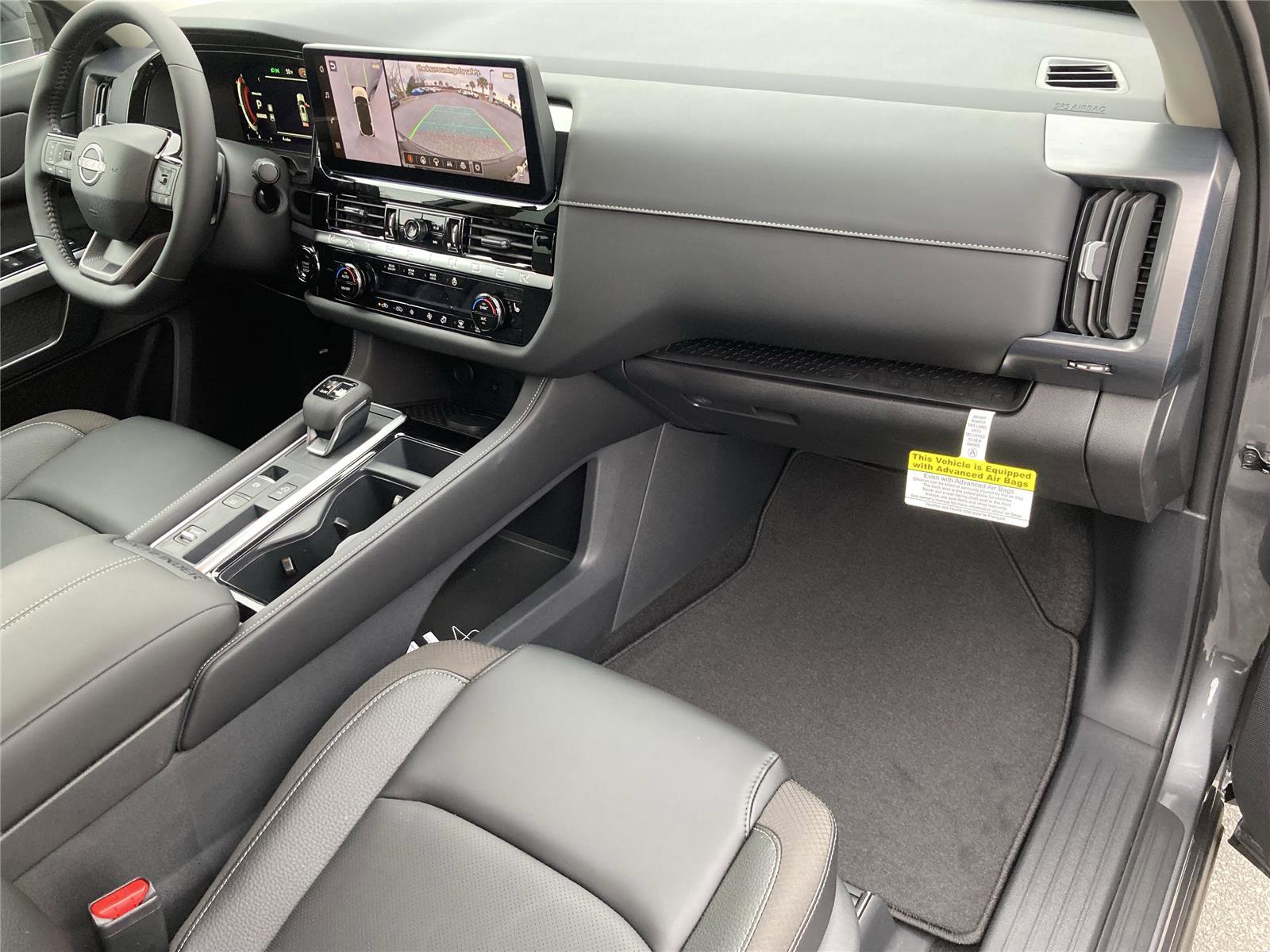 New 2026 Nissan Pathfinder SL image 32