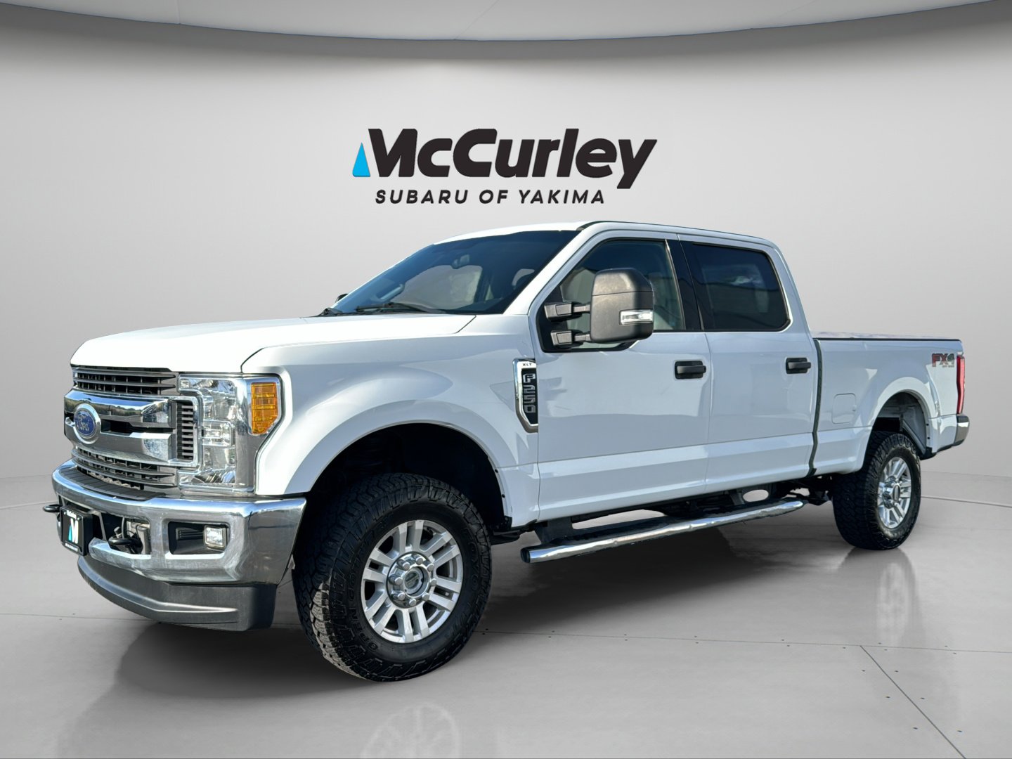 Used 2017 Ford F250 XLT w/ FX4 Off-Road Package AWD/4WD image 9