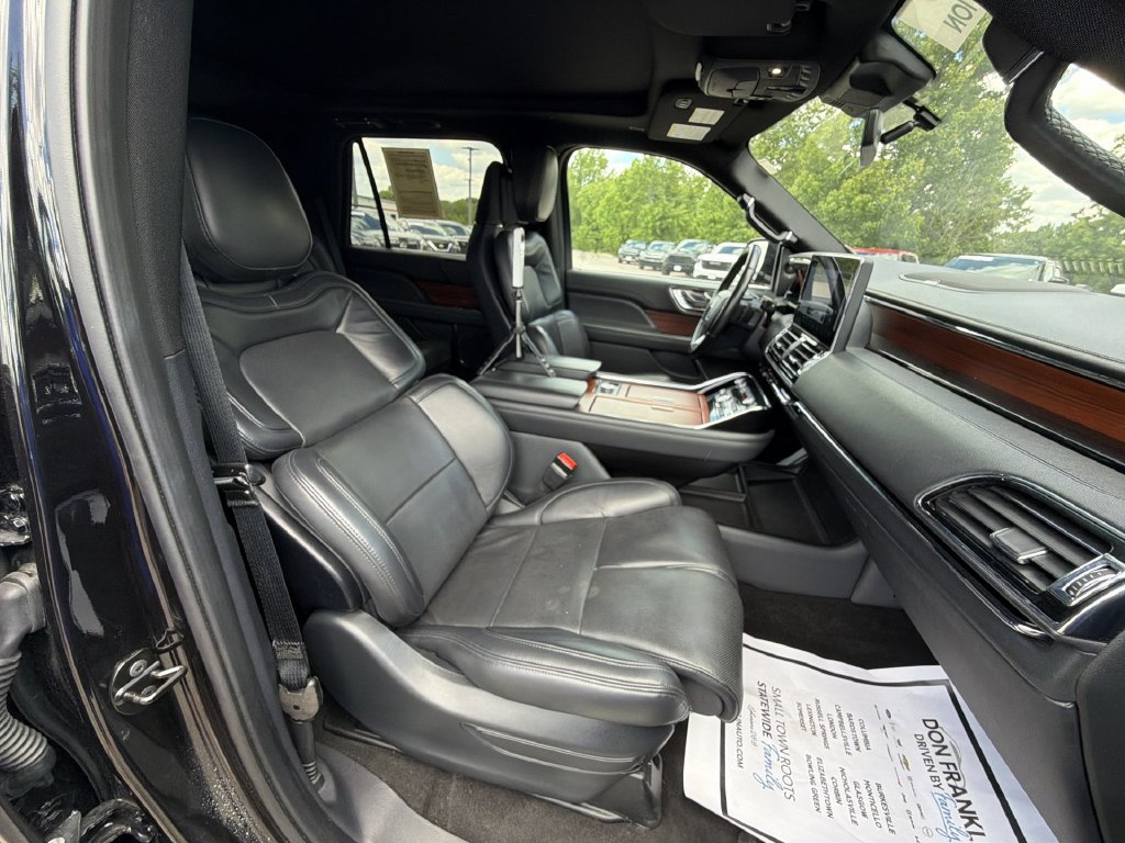 Used 2024 Lincoln Navigator Reserve AWD/4WD image 26