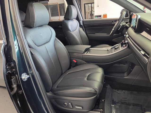 Used 2025 Hyundai Palisade Calligraphy image 23