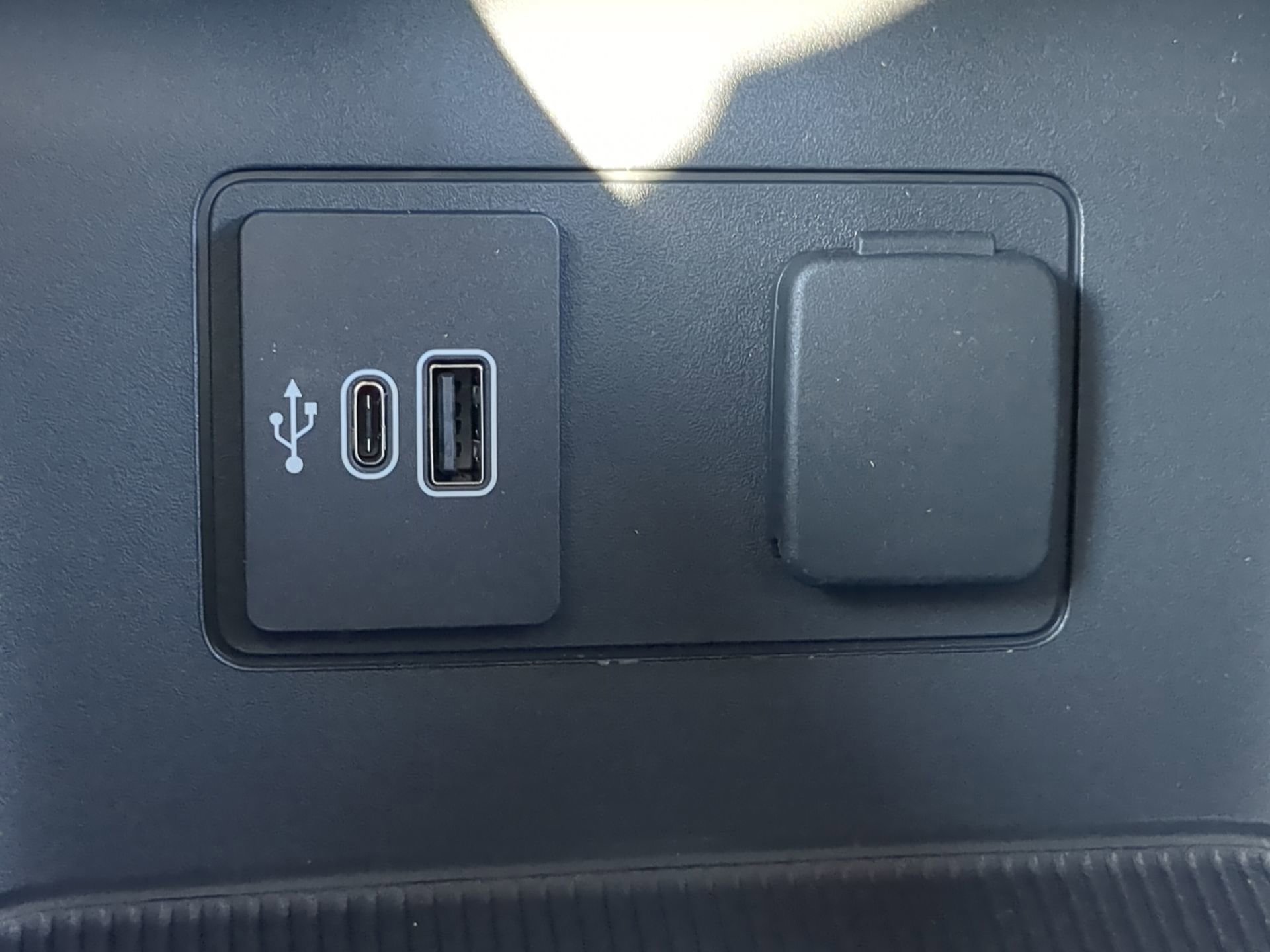 New 2026 Ford Explorer Active image 58