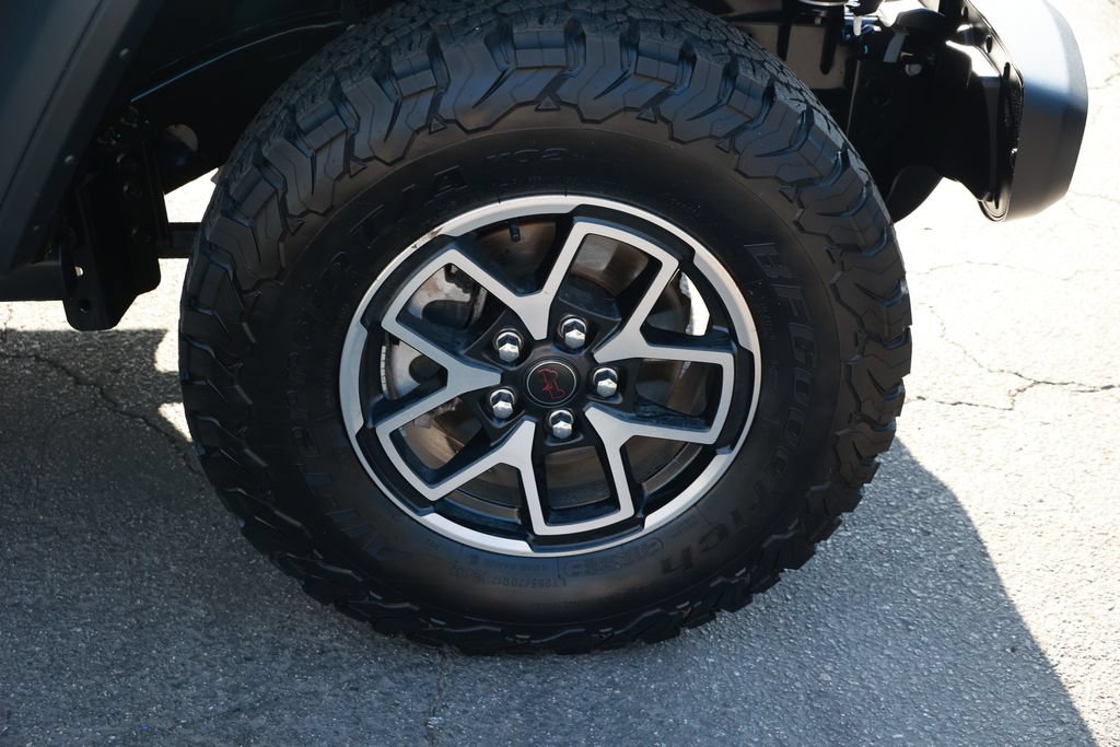 Used 2025 Jeep Wrangler Unlimited Rubicon AWD/4WD image 8