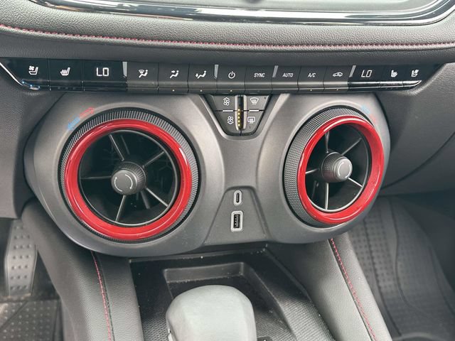 Certified 2024 Chevrolet Blazer RS w/ Enhanced Convenience Package AWD/4WD image 34