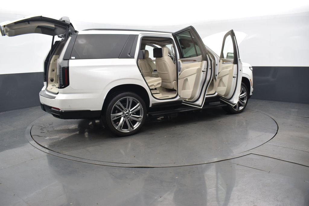 Certified 2025 Cadillac Escalade Sport Platinum image 6