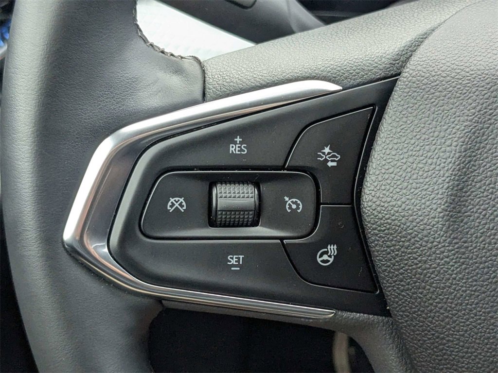 Used 2025 Chevrolet Trax LT w/ LT Convenience Package image 27