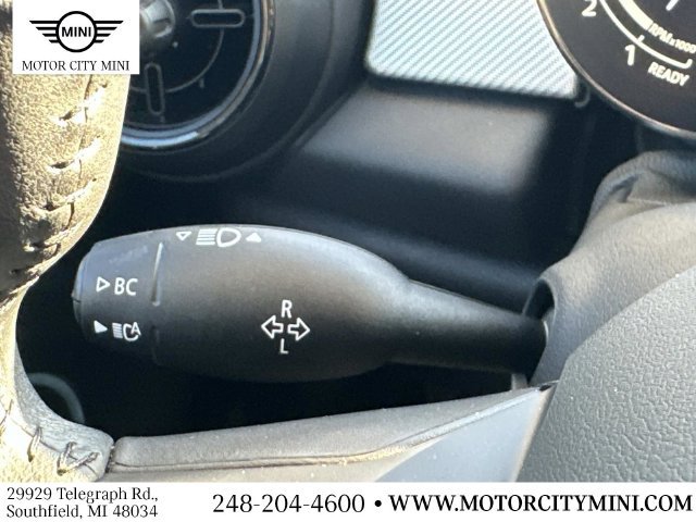 Certified 2024 MINI Cooper 4-Door Hardtop FWD image 28
