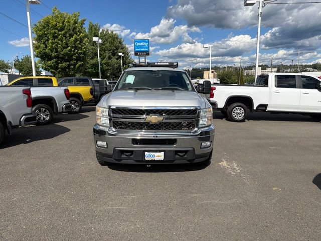 Used 2011 Chevrolet Silverado 2500 LT w/ Interior Plus Package AWD/4WD image 8