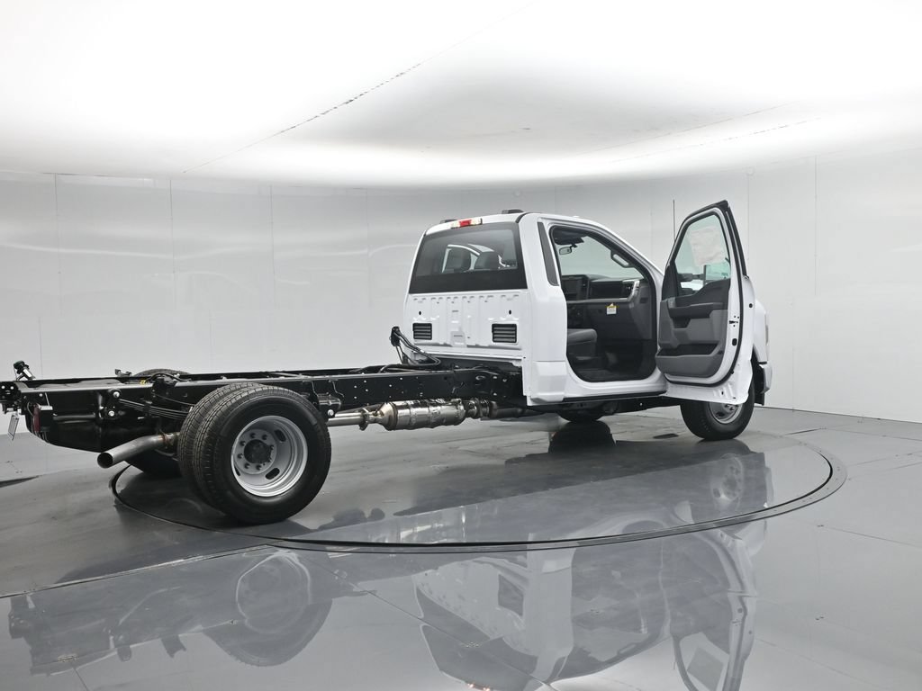 New 2026 Ford F350 XL w/ XL Chrome Package RWD image 5