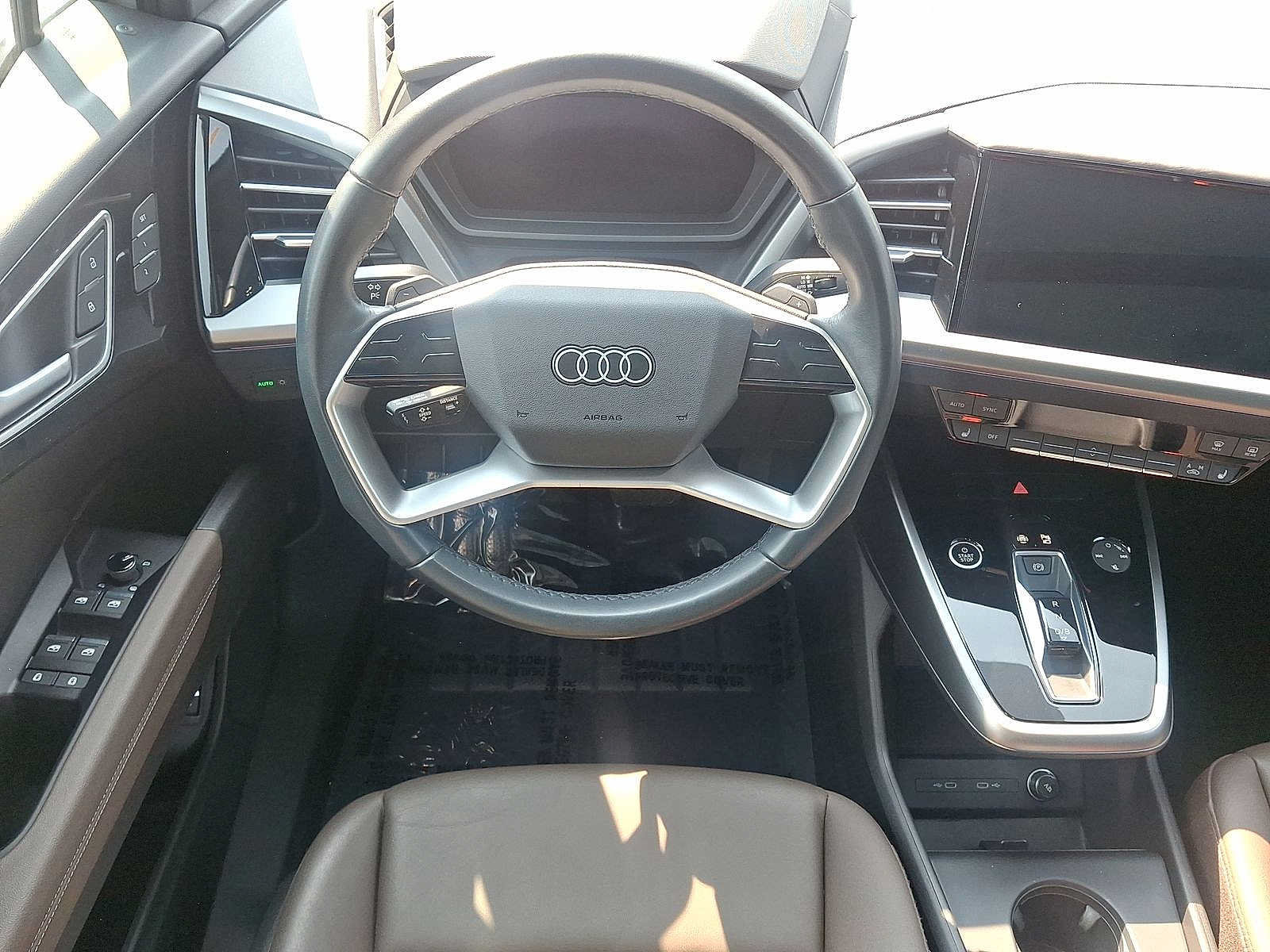 Used 2023 Audi Q4 e-tron Prestige w/ Black Optic Package AWD/4WD image 27