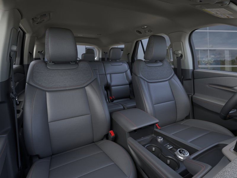 New 2026 Ford Explorer Active RWD image 10
