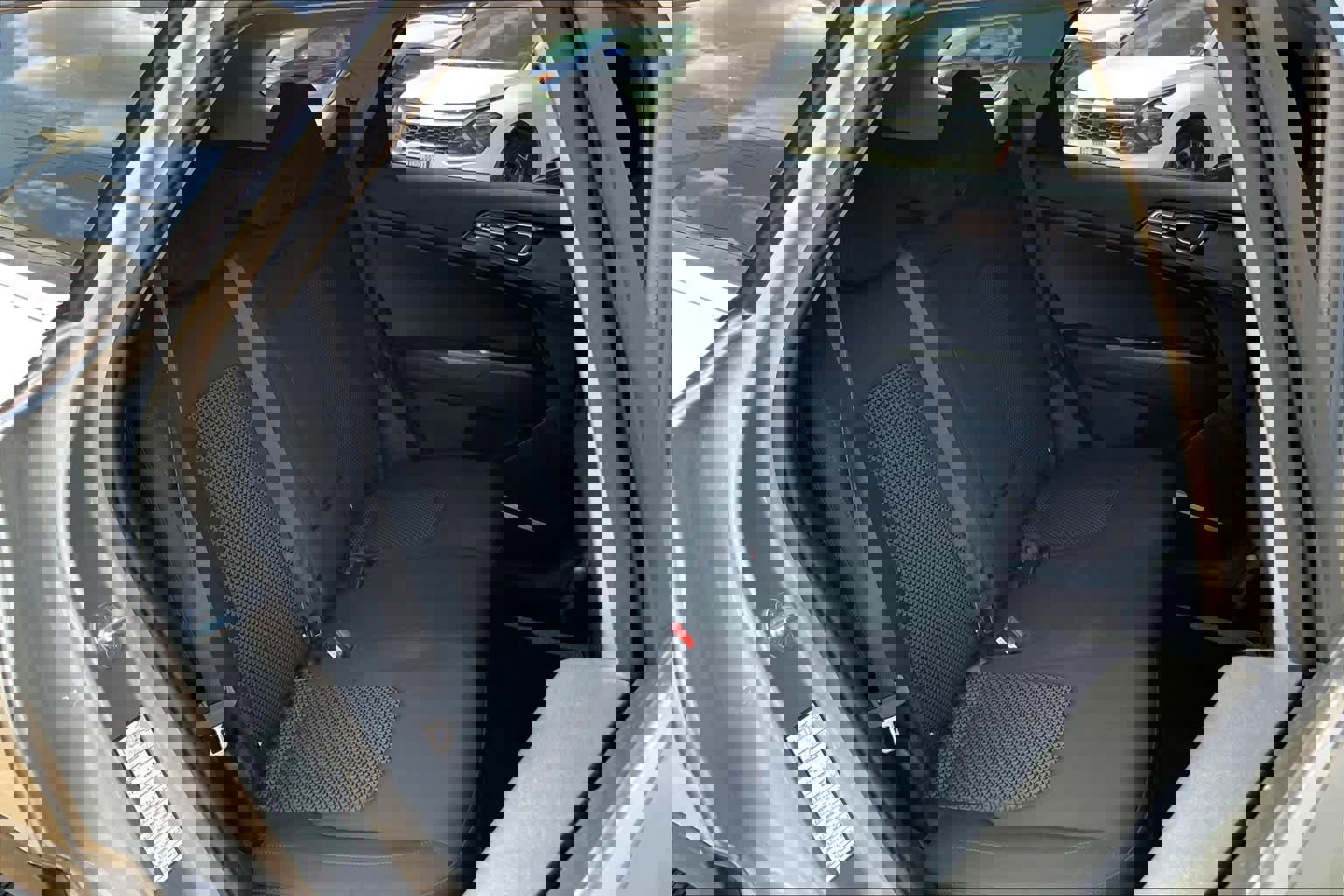 Used 2023 Kia Sportage LX image 20