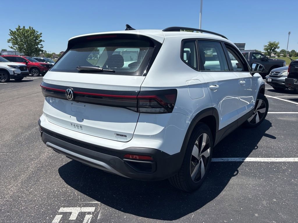 Used 2025 Volkswagen Taos S AWD/4WD image 10