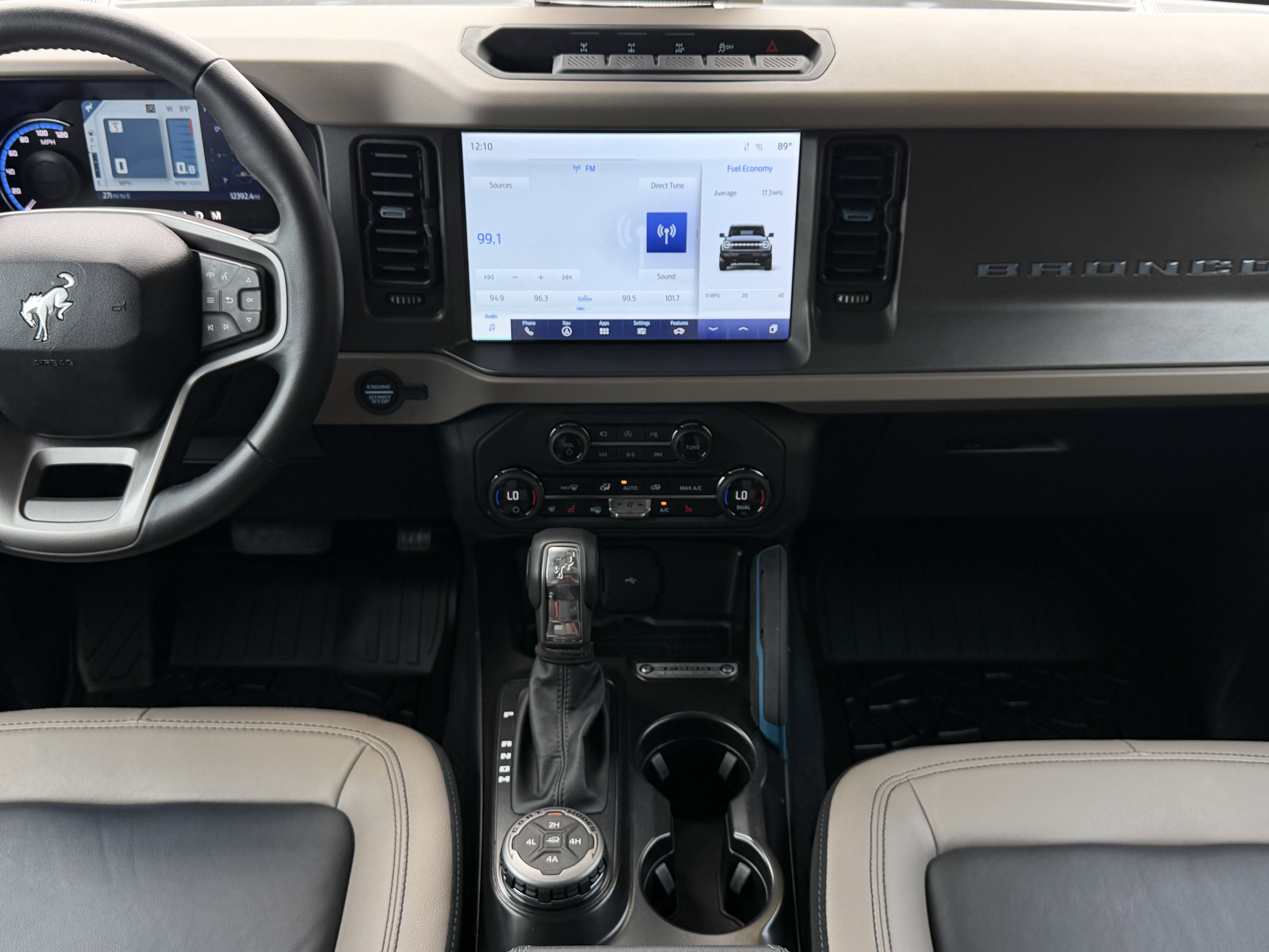 Certified 2024 Ford Bronco Wildtrak AWD/4WD image 16
