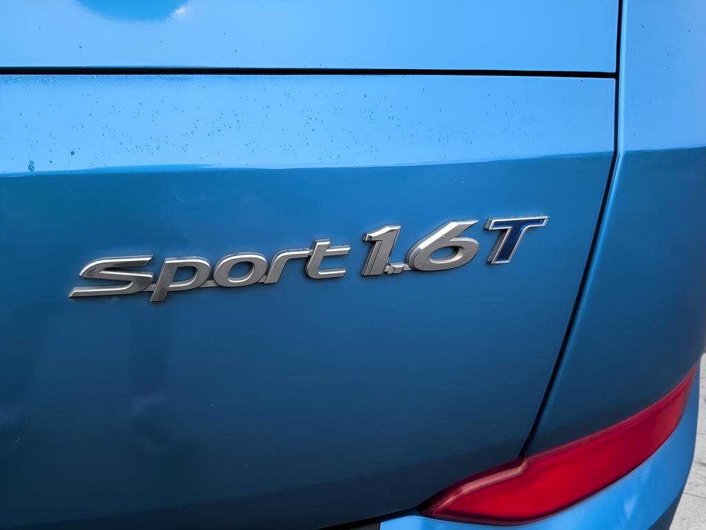 Used 2017 Hyundai Tucson Sport image 11