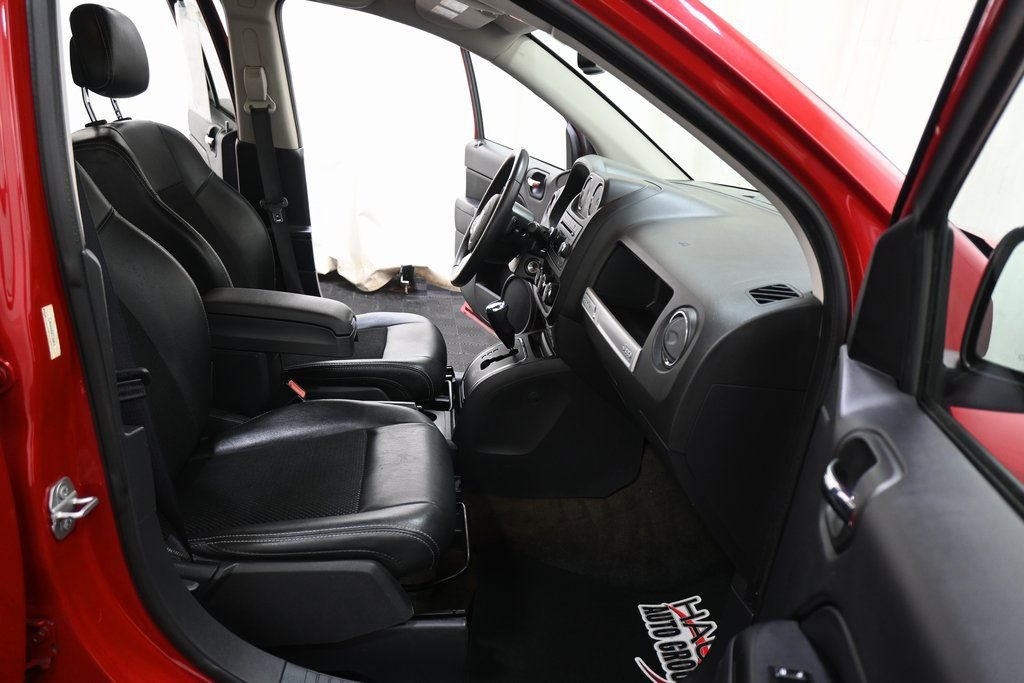 Used 2017 Jeep Compass Sport w/ Power Value Group image 14