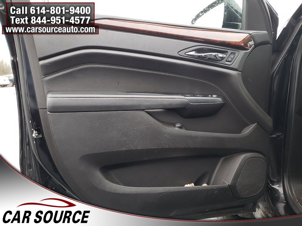 Used 2015 Cadillac SRX Luxury image 16