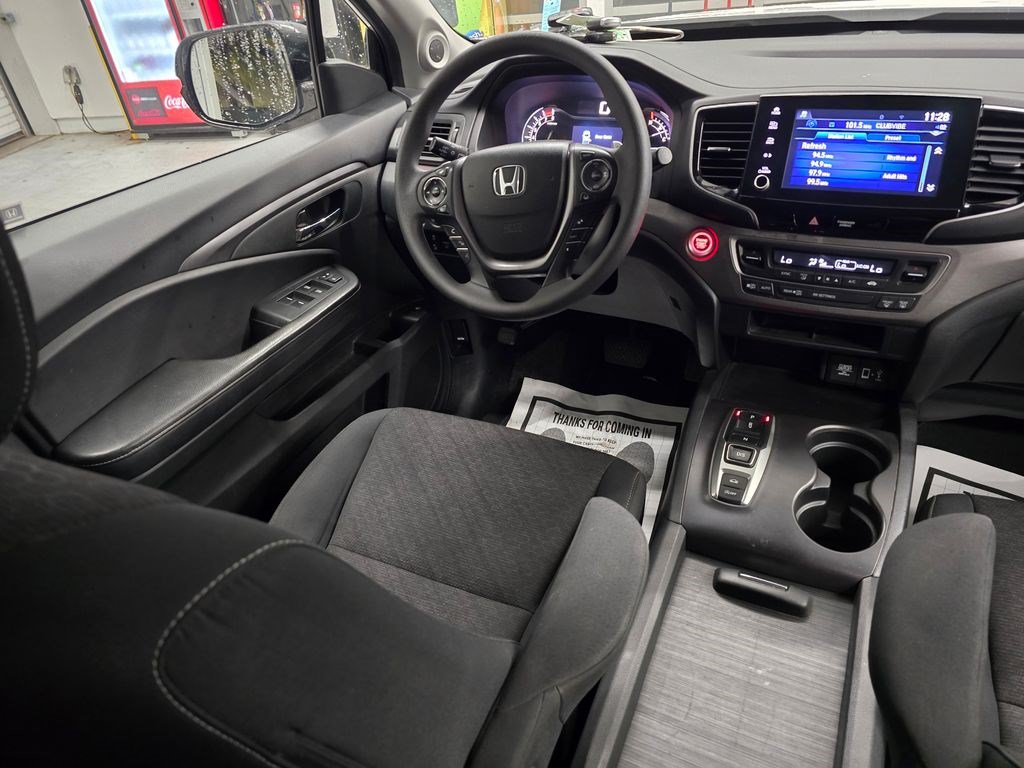 Used 2023 Honda Ridgeline Sport image 35