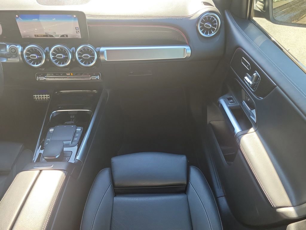 Used 2021 Mercedes-Benz GLB 35 AMG 4MATIC image 23