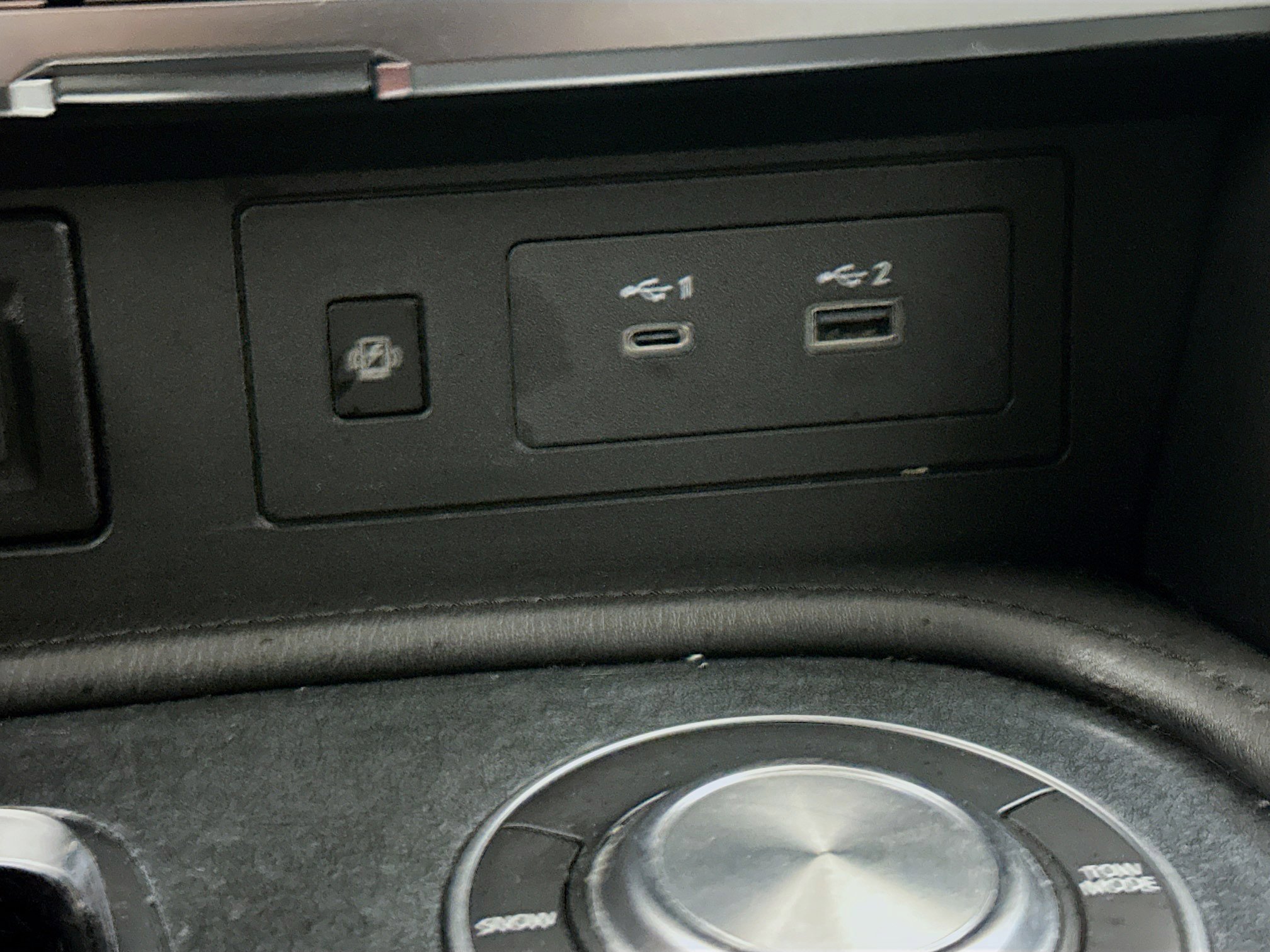 Used 2023 Nissan Armada SL w/ Midnight Edition Package image 26