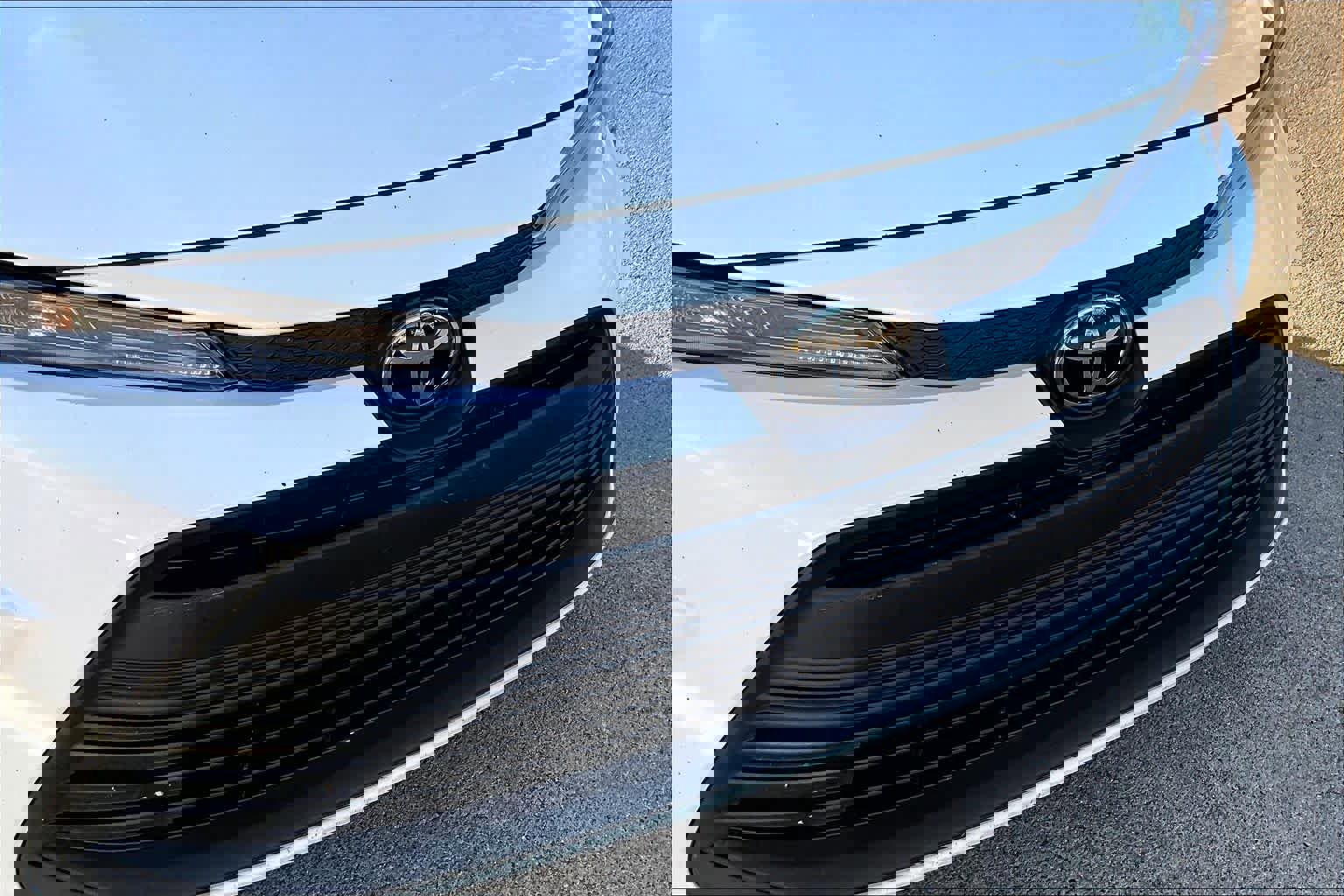 Used 2024 Toyota Corolla LE image 29