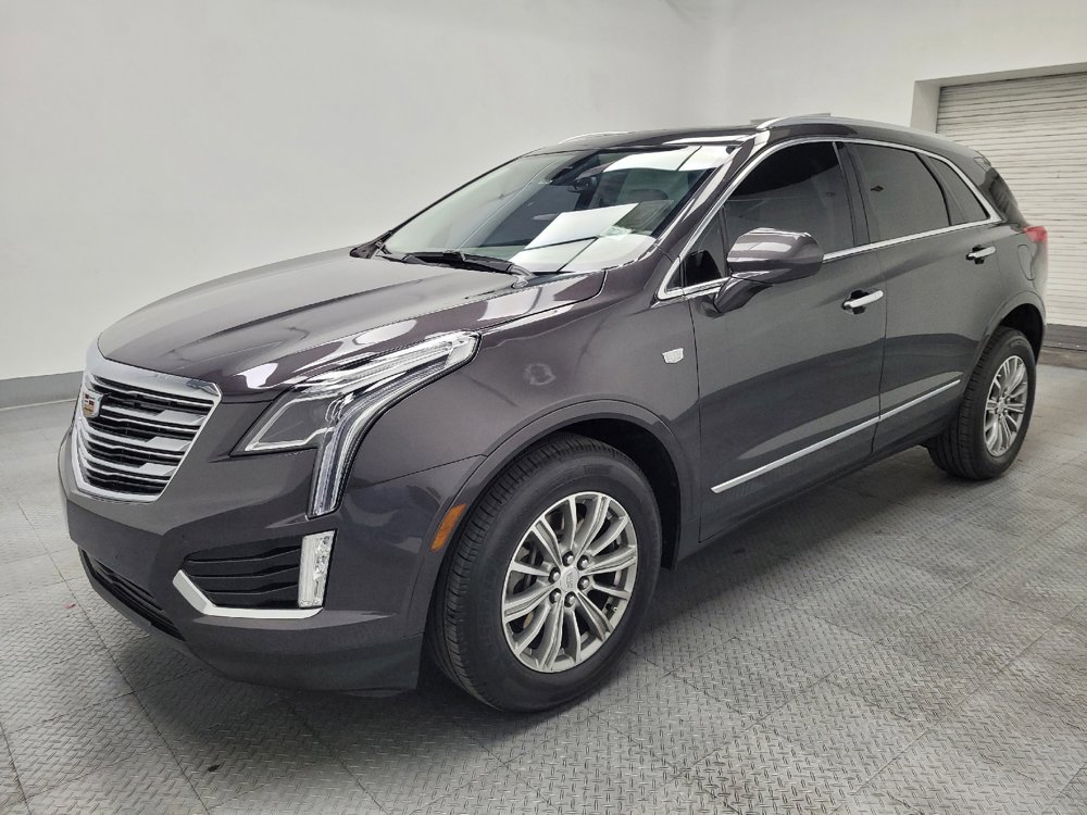 Used 2017 Cadillac XT5 Luxury w/ Driver Awareness Package AWD/4WD image 2