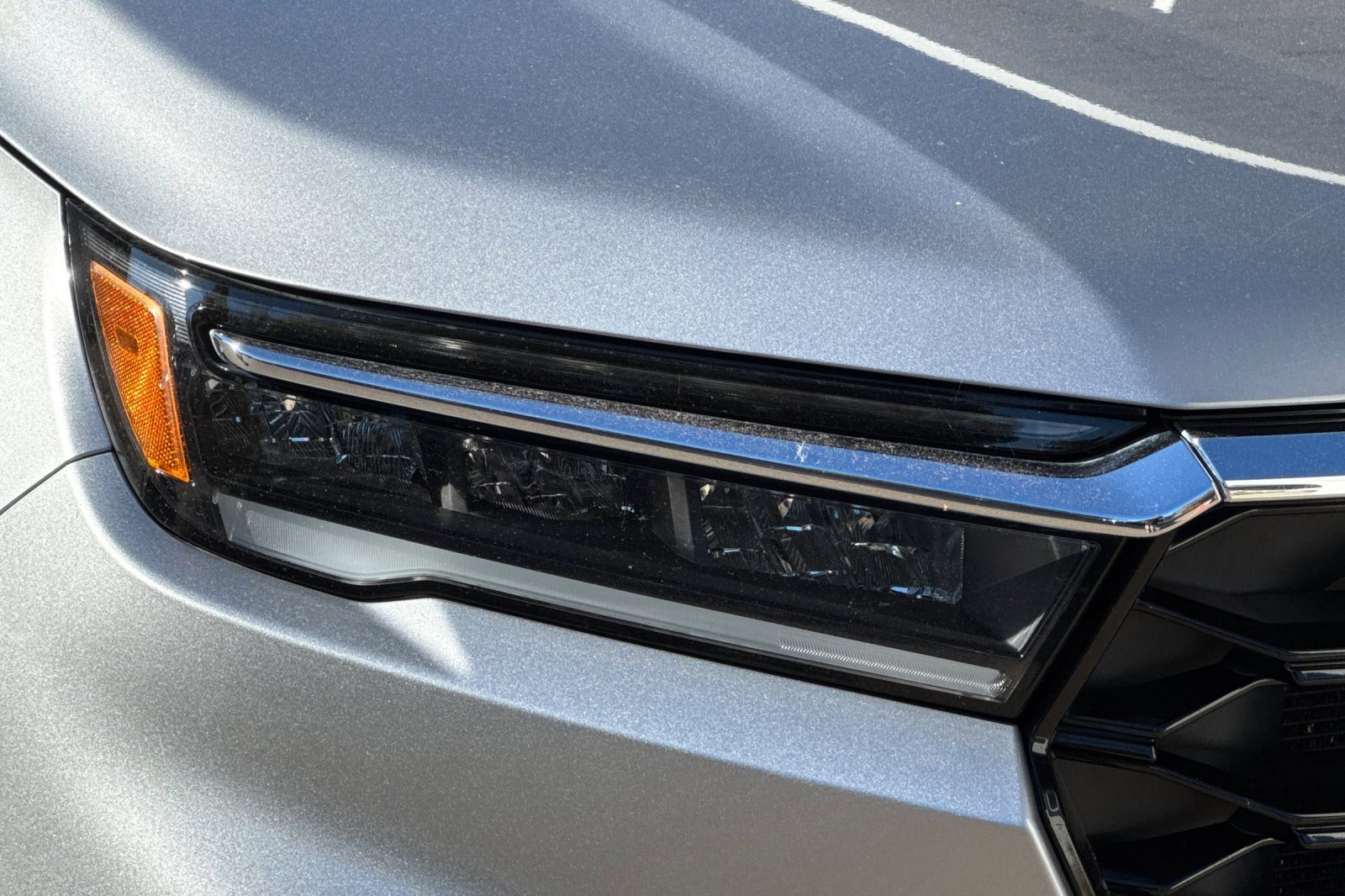 Used 2023 Honda Pilot Elite image 12