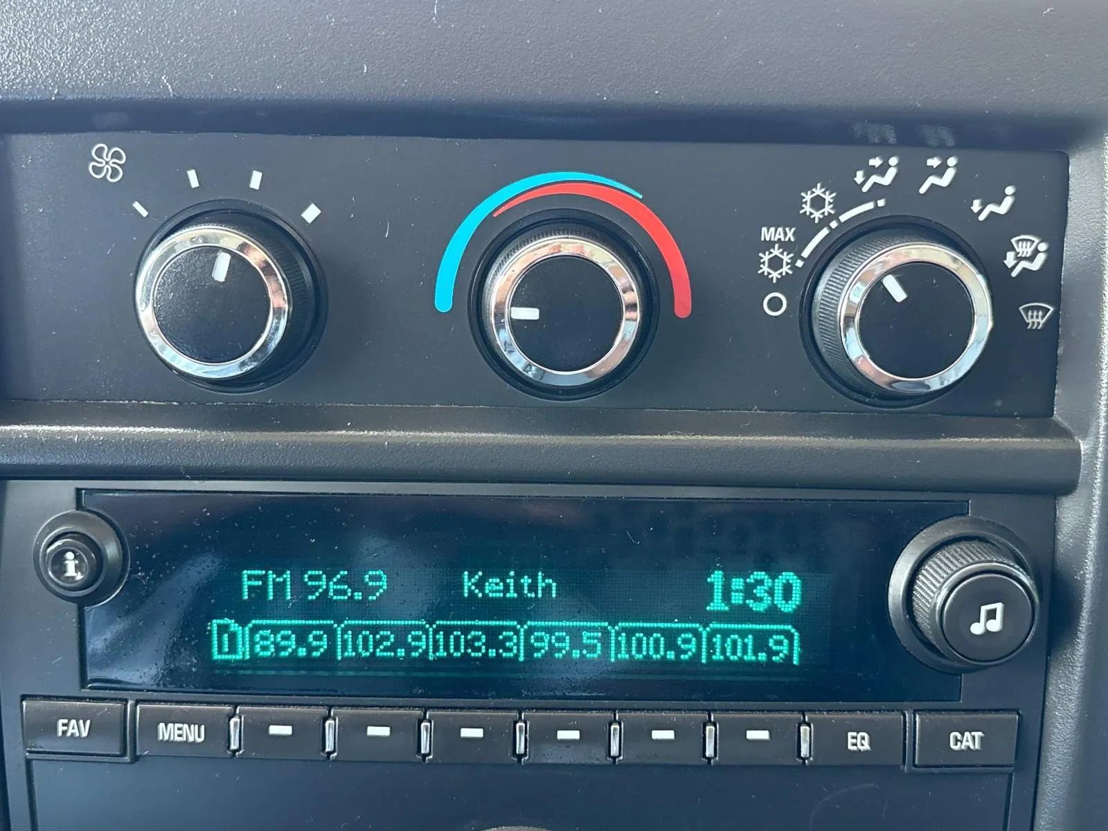 Used 2015 Chevrolet Express 2500 image 8