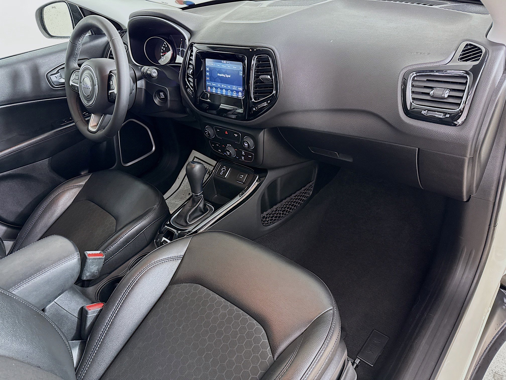 Used 2021 Jeep Compass Latitude image 34