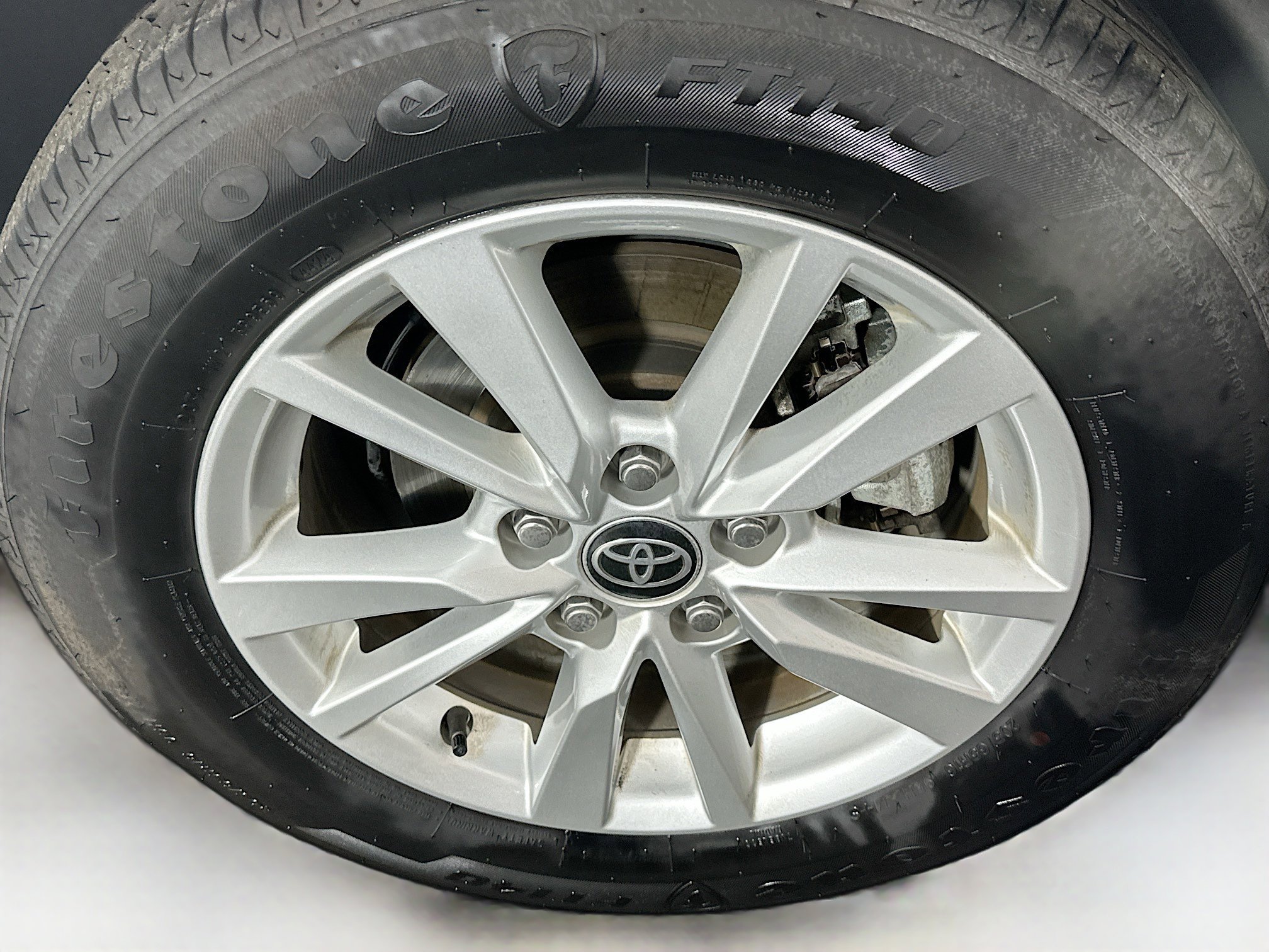 Used 2025 Toyota Camry LE image 11