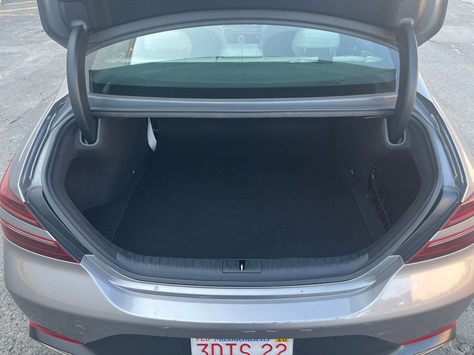 Used 2024 Genesis G70 2.5T image 27