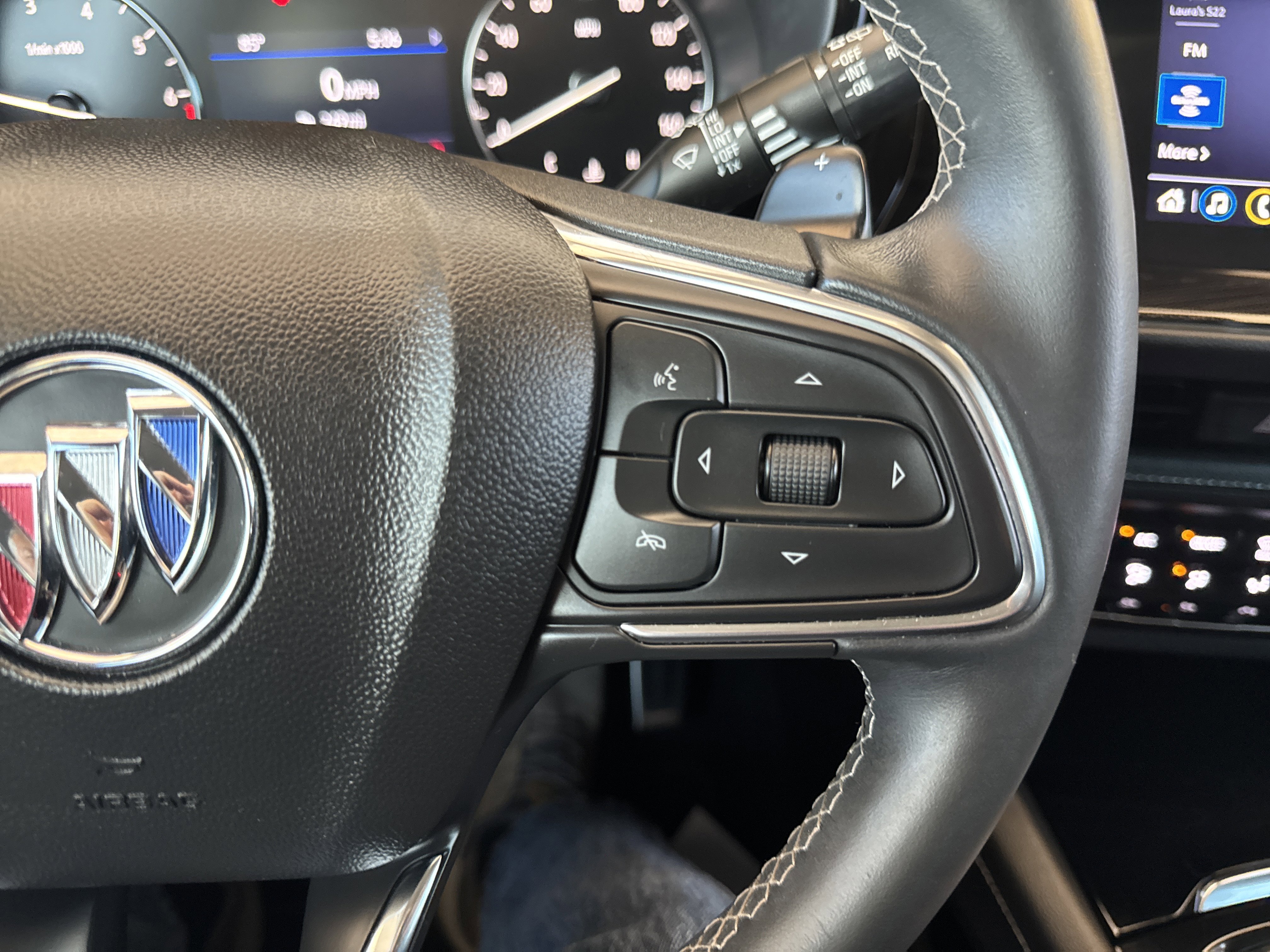 Used 2022 Buick Envision Preferred w/ Sport Touring Package FWD image 40