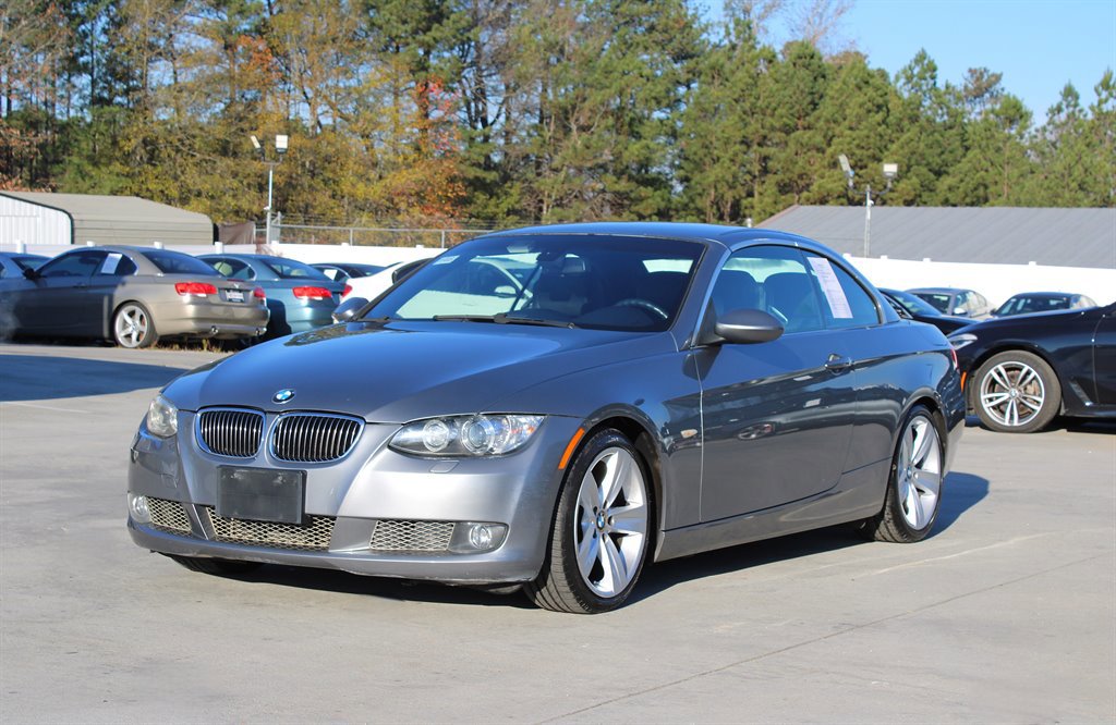 Used 2008 BMW 335i Convertible image 5