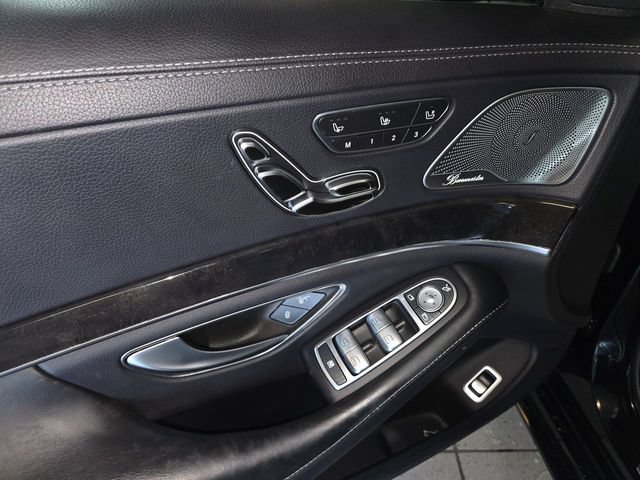 Used 2020 Mercedes-Benz S 560 4MATIC Sedan image 13
