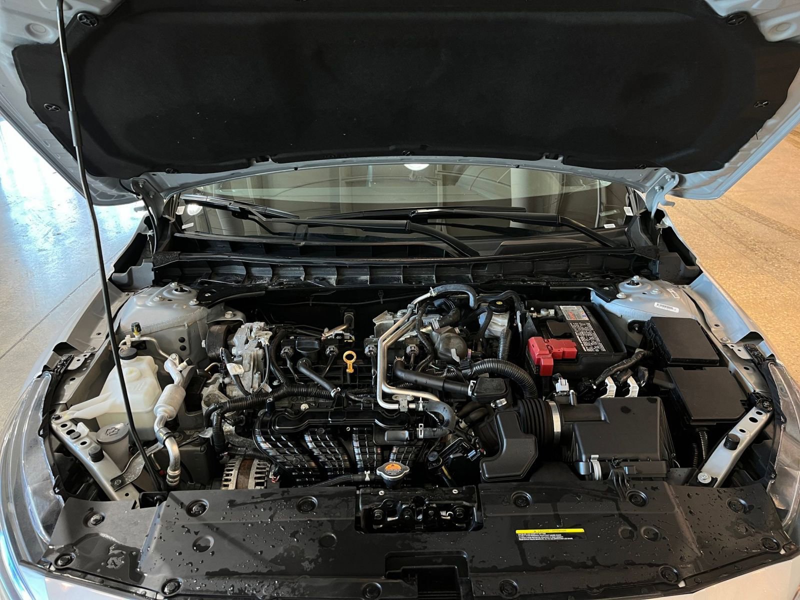 Used 2025 Nissan Altima 2.5 SV image 31