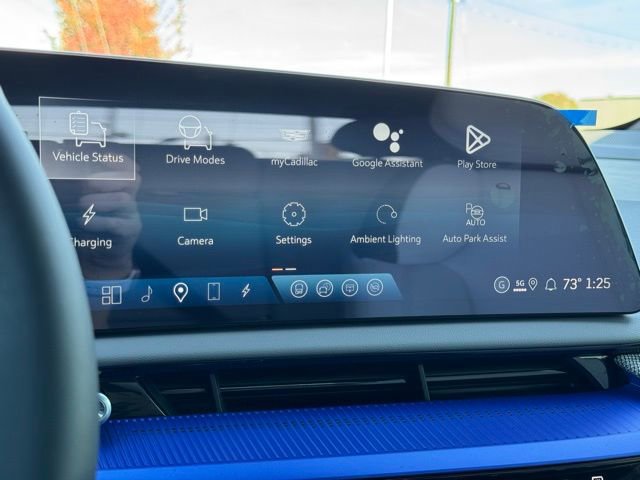 New 2026 Cadillac Optiq Sport 1 image 28