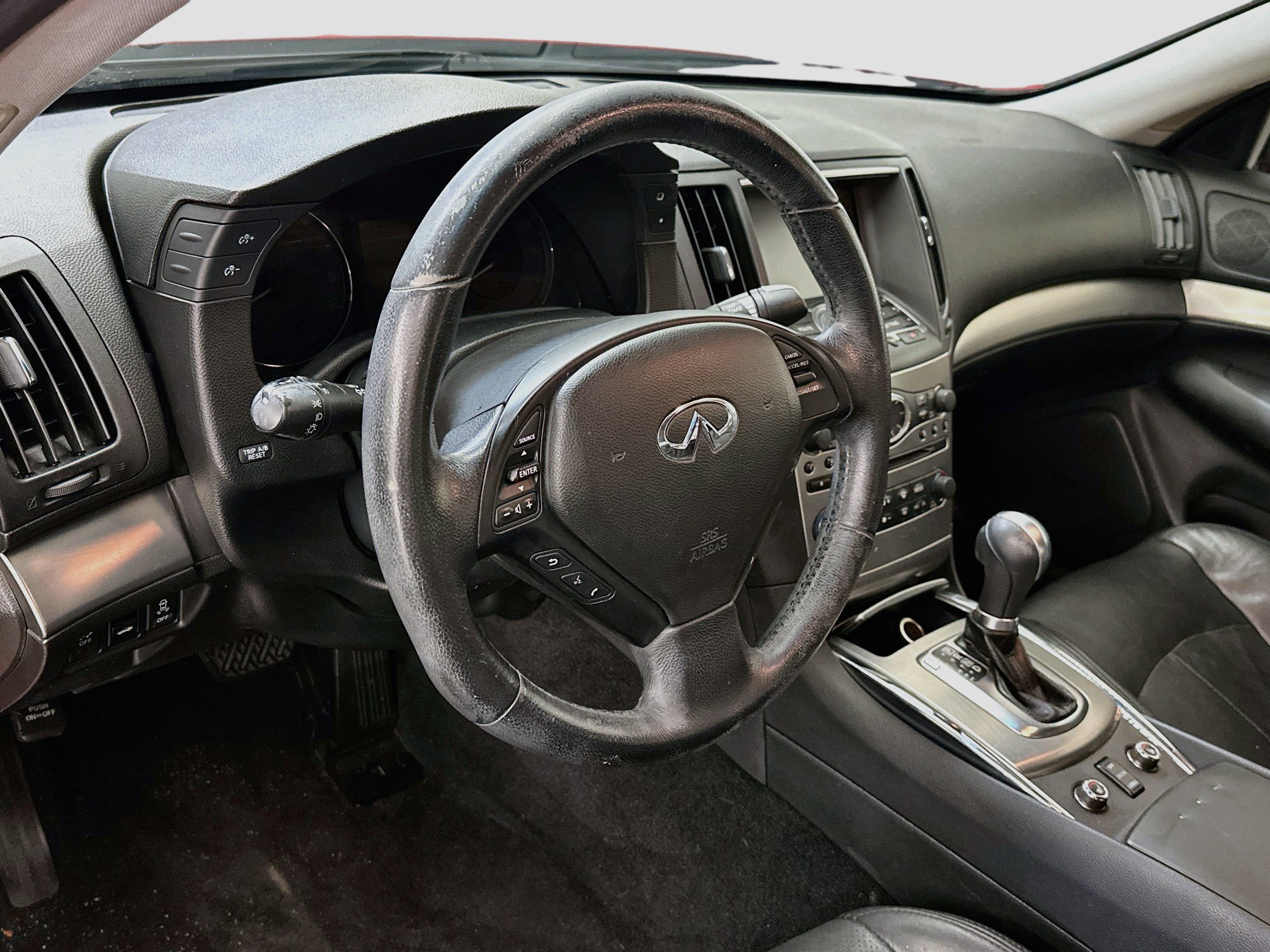 Used 2012 INFINITI G37 x Sedan w/ Premium Pkg AWD/4WD image 18