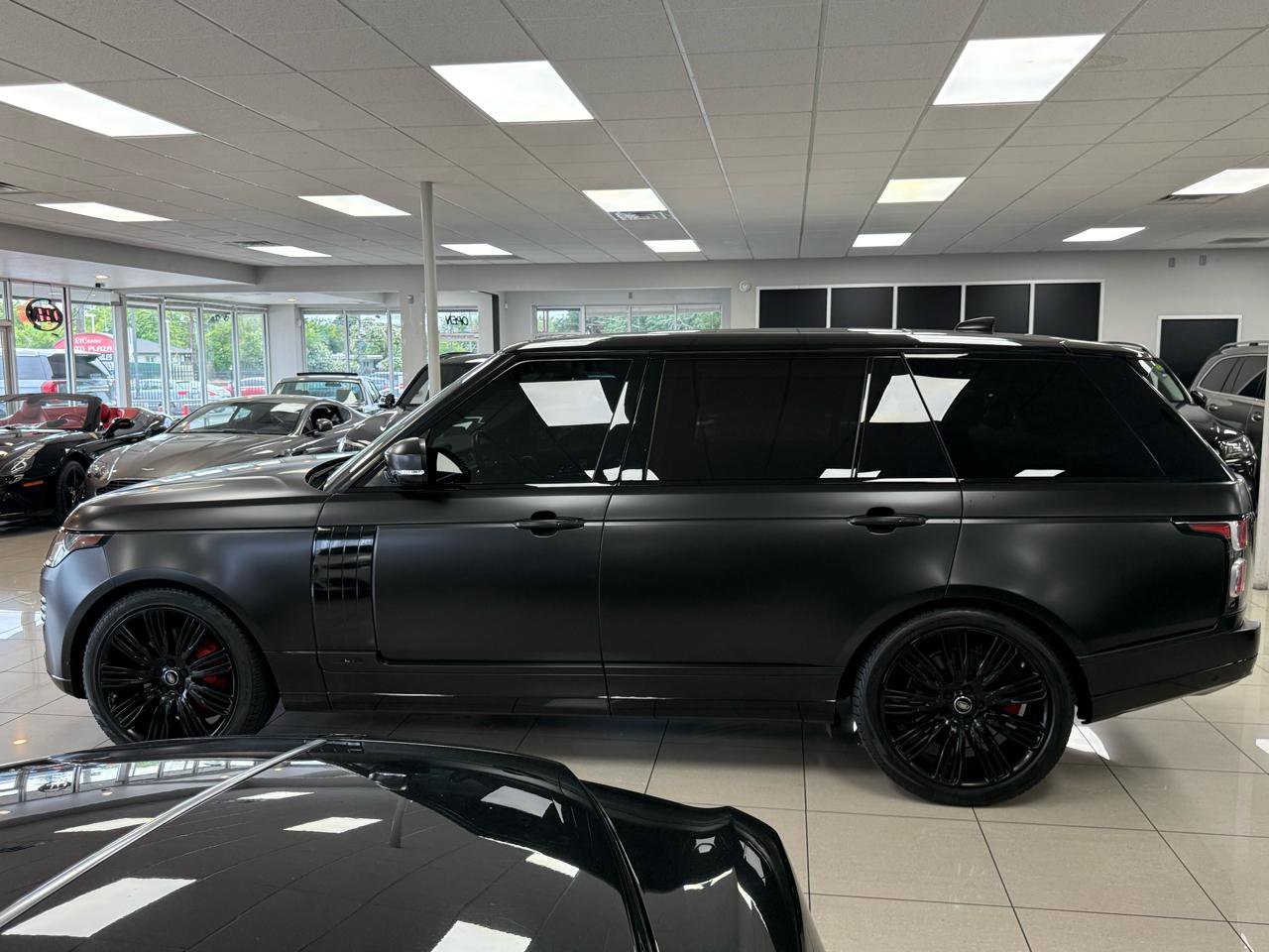 Used 2020 Land Rover Range Rover Long Wheelbase HSE AWD/4WD image 6