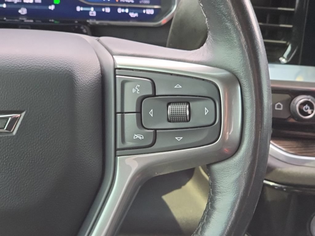 Used 2022 Chevrolet Silverado 1500 RST AWD/4WD image 30