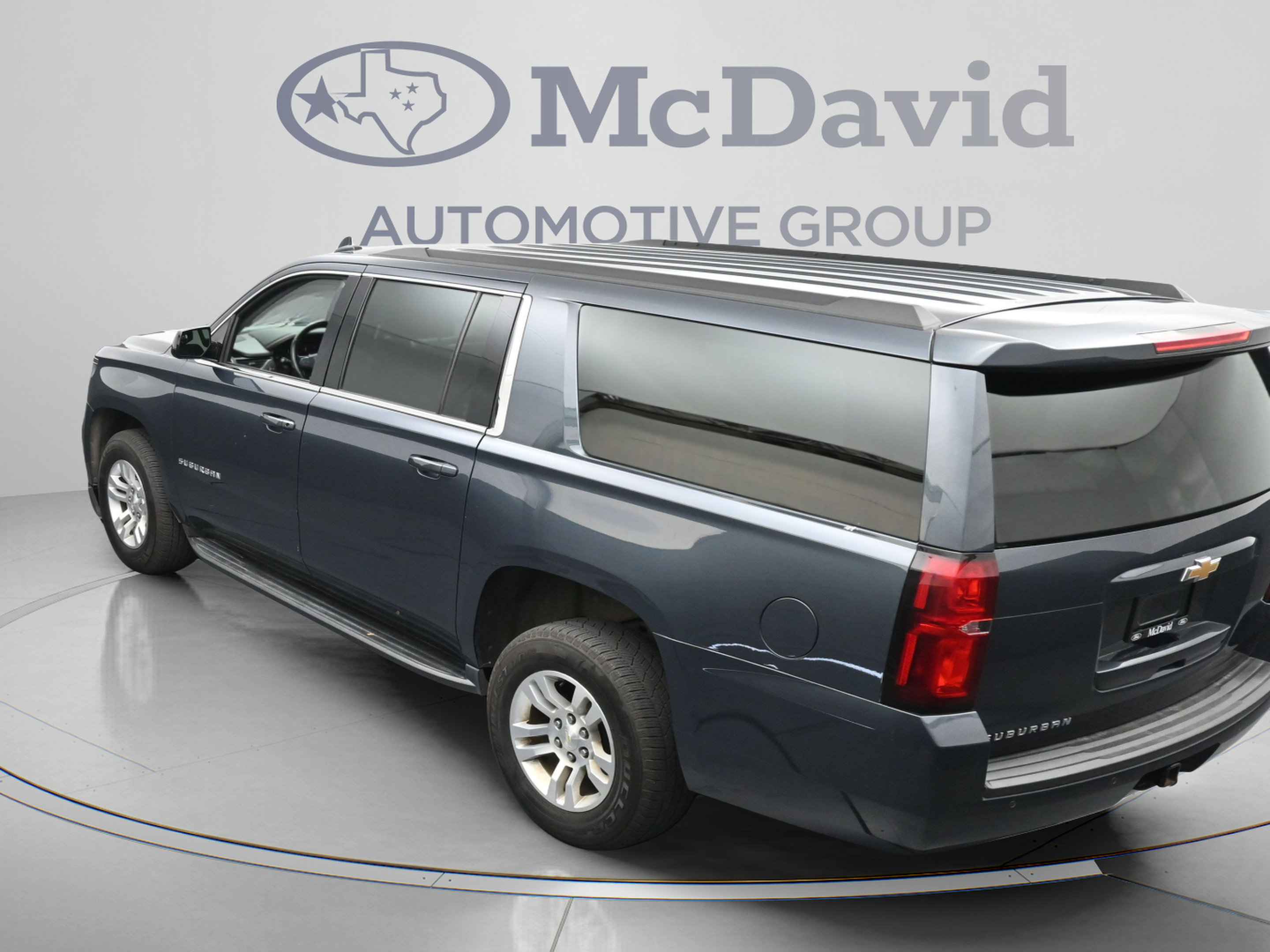 Used 2020 Chevrolet Suburban LS RWD image 37