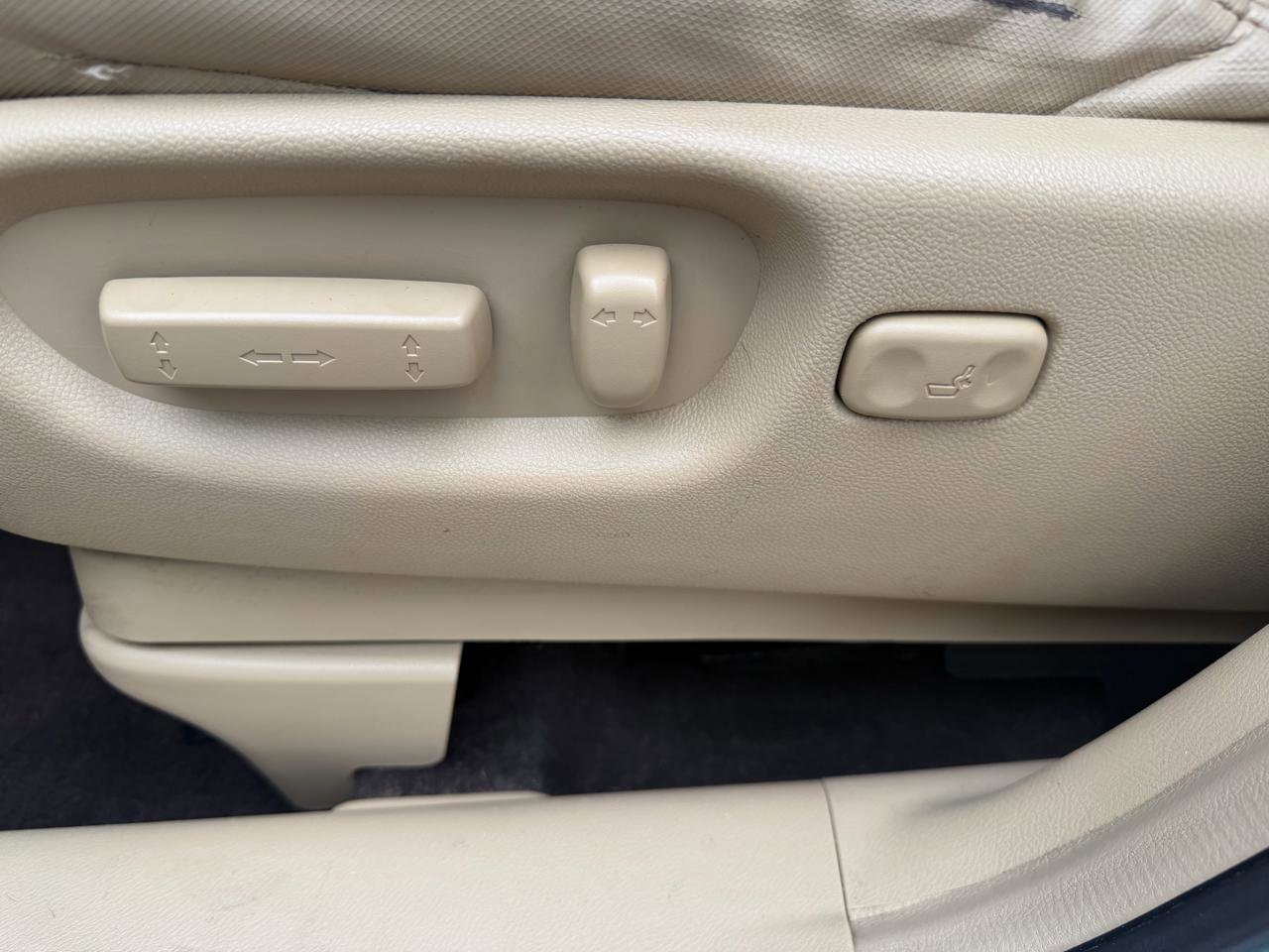 Used 2011 Honda CR-V EX-L image 11