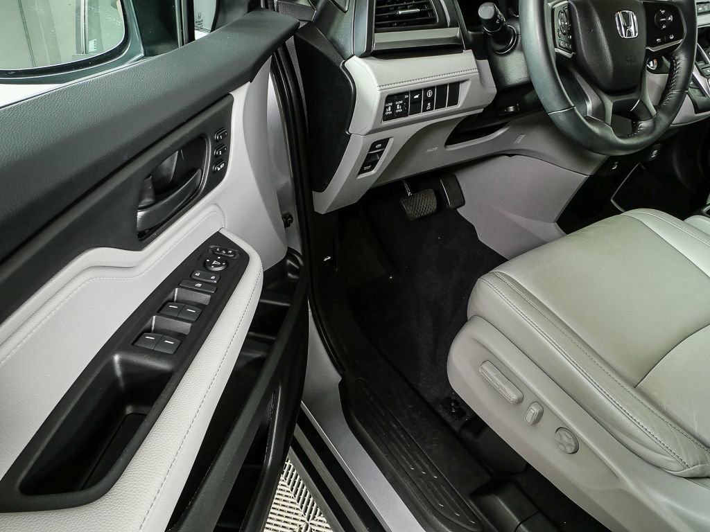 Used 2022 Honda Odyssey EX-L image 7