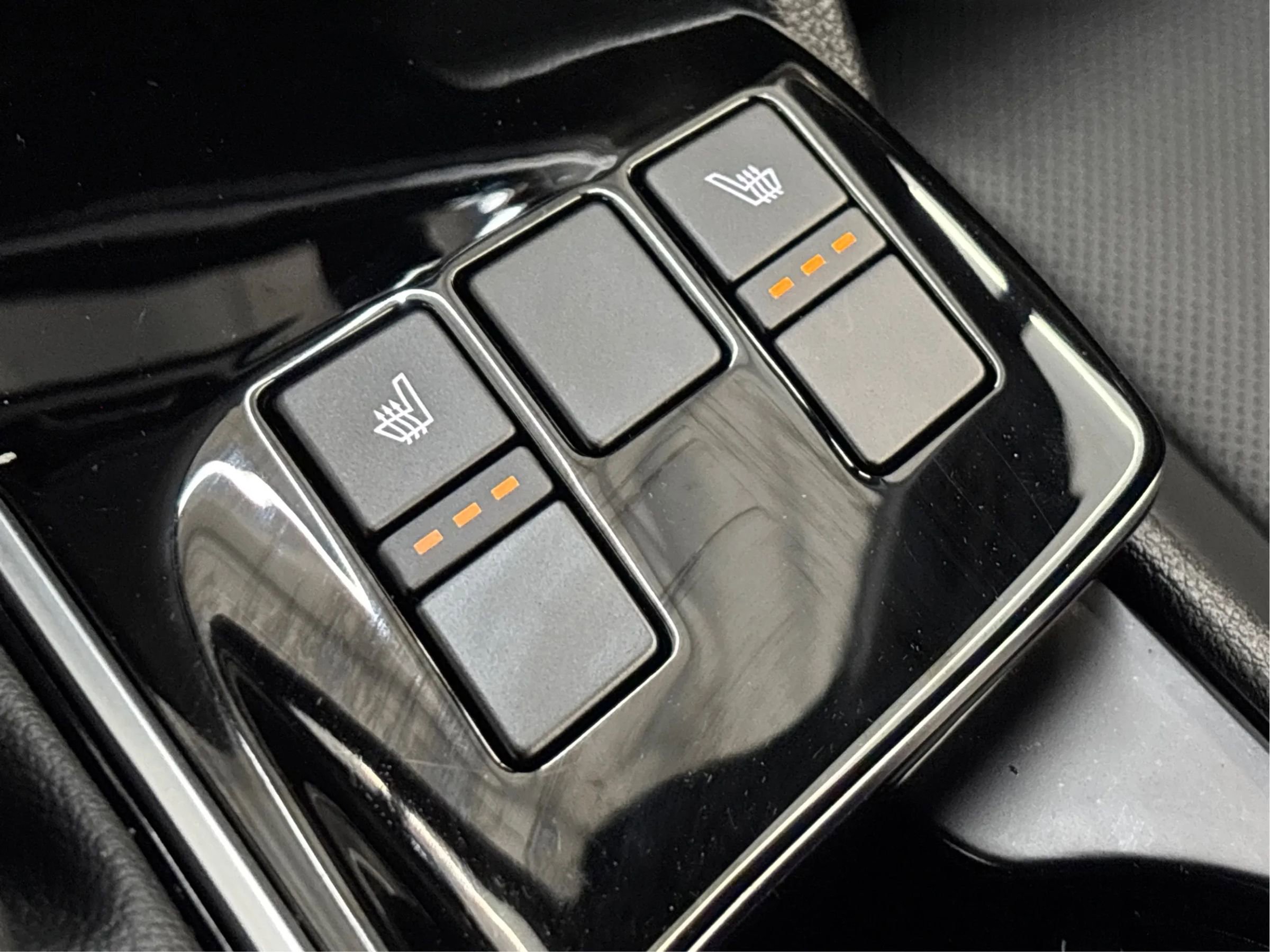 Used 2025 Kia Sportage X-Line w/ Premium Package image 45