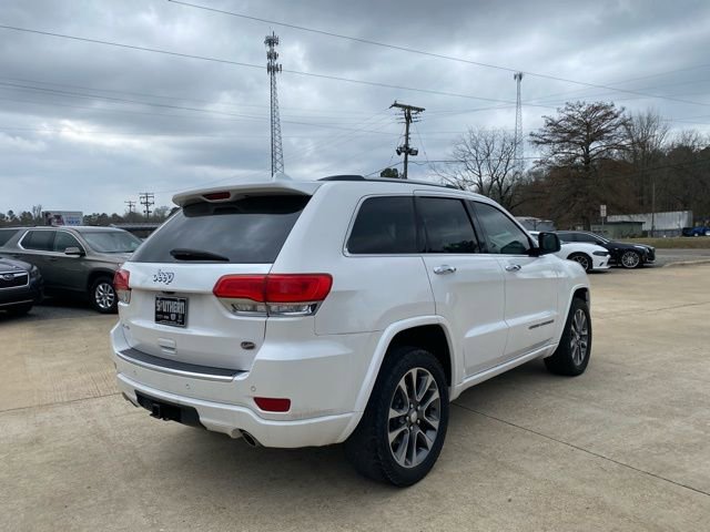 Used 2017 Jeep Grand Cherokee Overland image 4