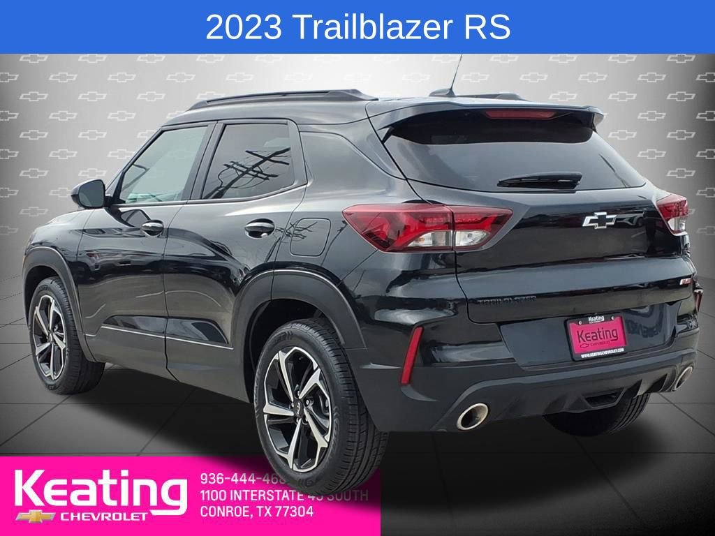 Used 2023 Chevrolet TrailBlazer RS image 2
