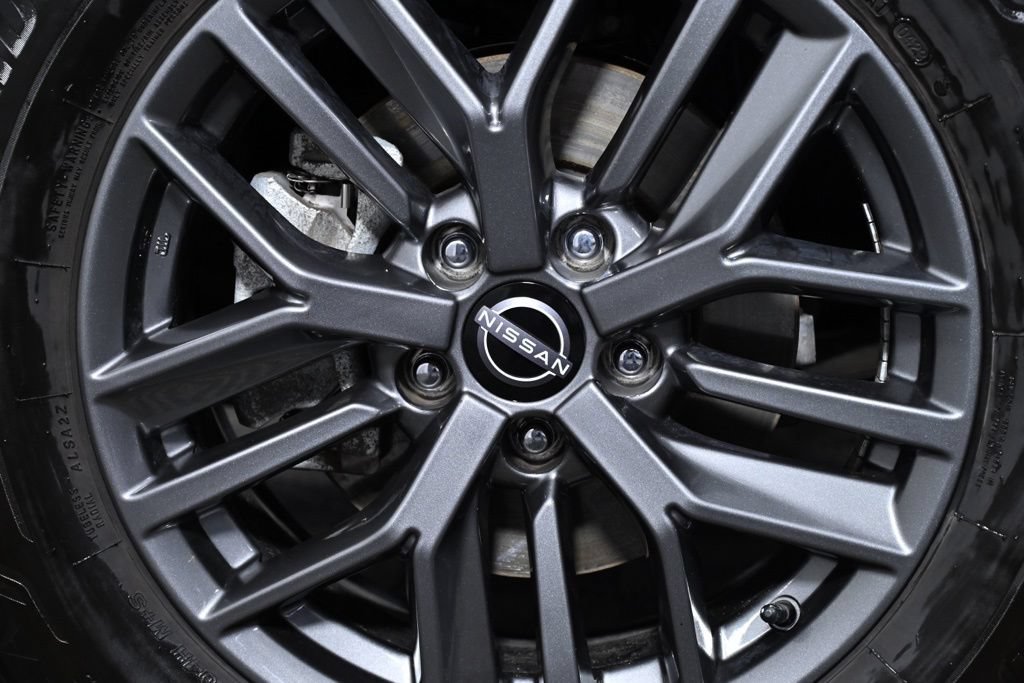 Certified 2023 Nissan Rogue S FWD image 34