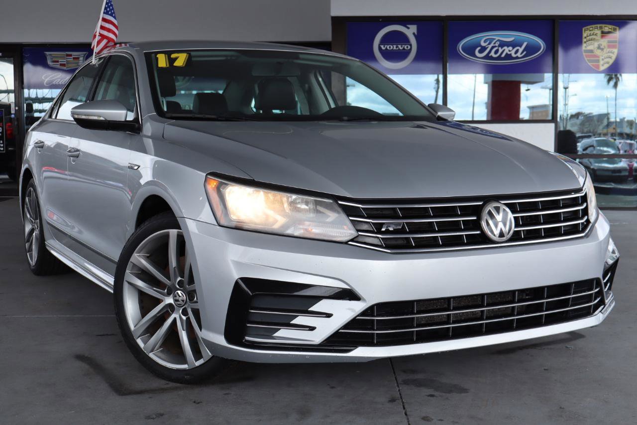 Used 2017 Volkswagen Passat 1.8T R-Line image 2