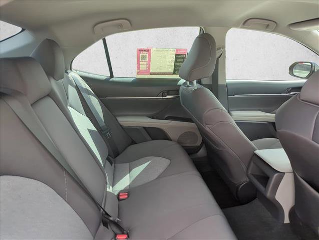 Used 2022 Toyota Camry LE image 20