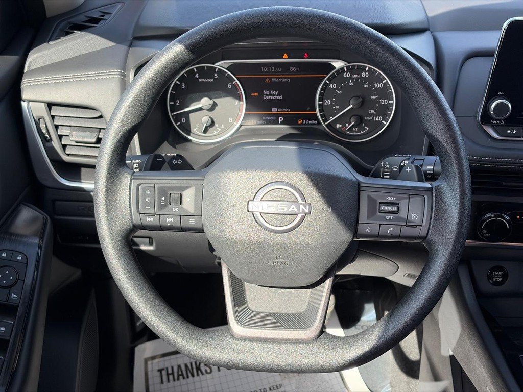 Used 2025 Nissan Rogue S FWD image 13