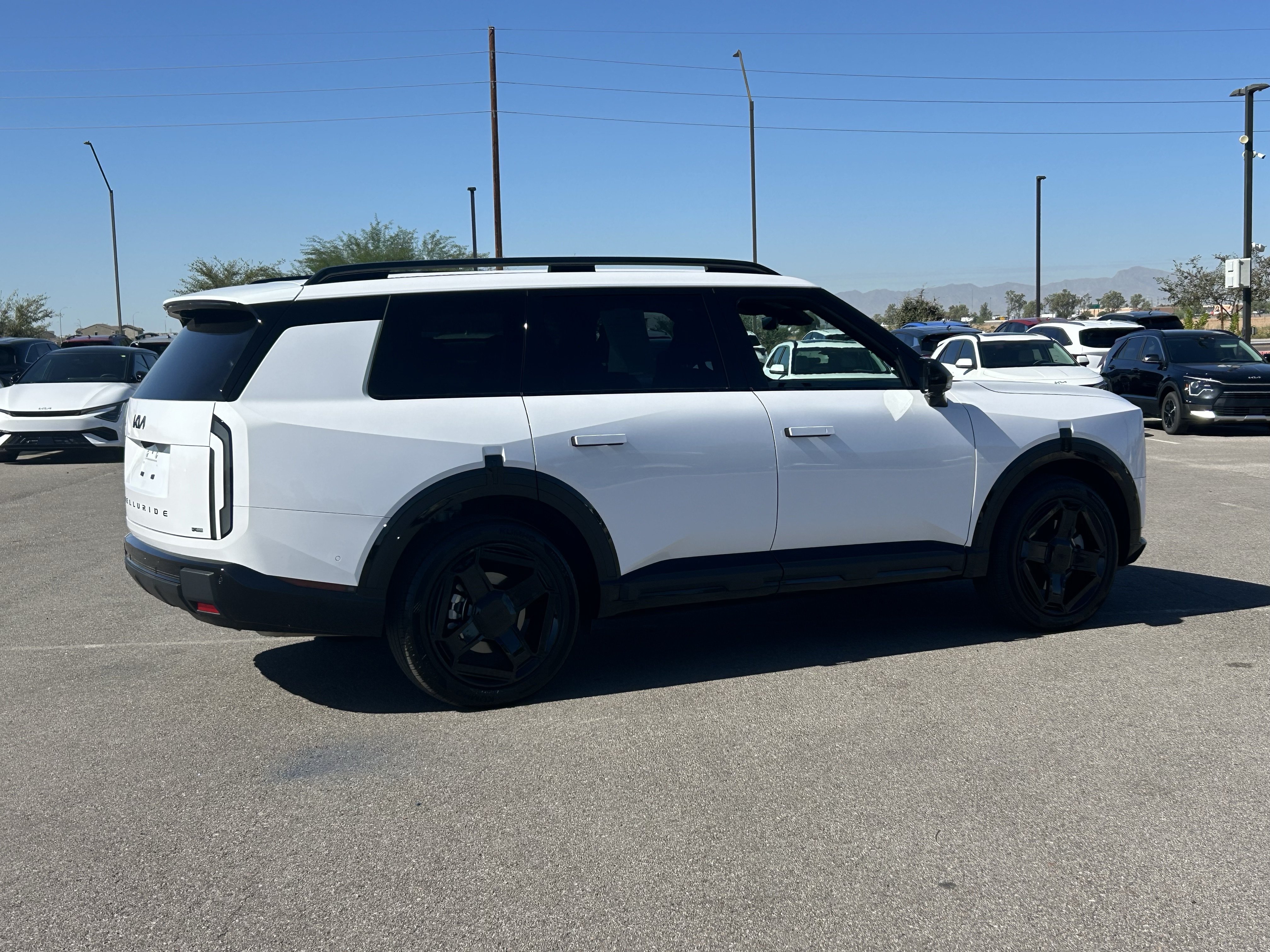 Certified 2027 Kia Telluride SX Prestige X-Line w/ Towing Package AWD/4WD image 5