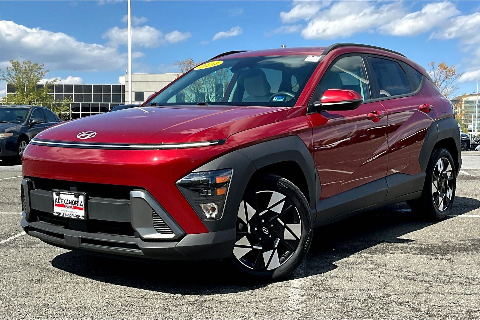 Used 2024 Hyundai Kona SEL image 1